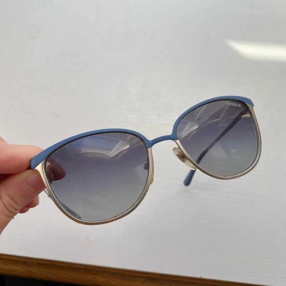 Vogue Sunglasses with Gradient Blue Lenses Metal Frames Sunglasses Sunnies